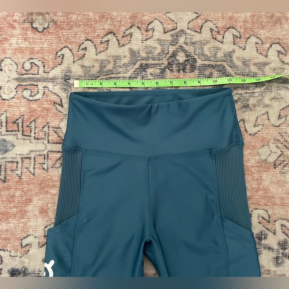 Peloton Show Up Blue Pocket Athletic Workout Leggings Size Medium - Picture 5 of 6